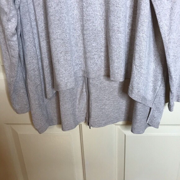 A Beautiful Soul (Arula) Womens Size AB US 14-18 Reverse‎ Zip Top Hi Lo Hemline - Picture 7 of 11